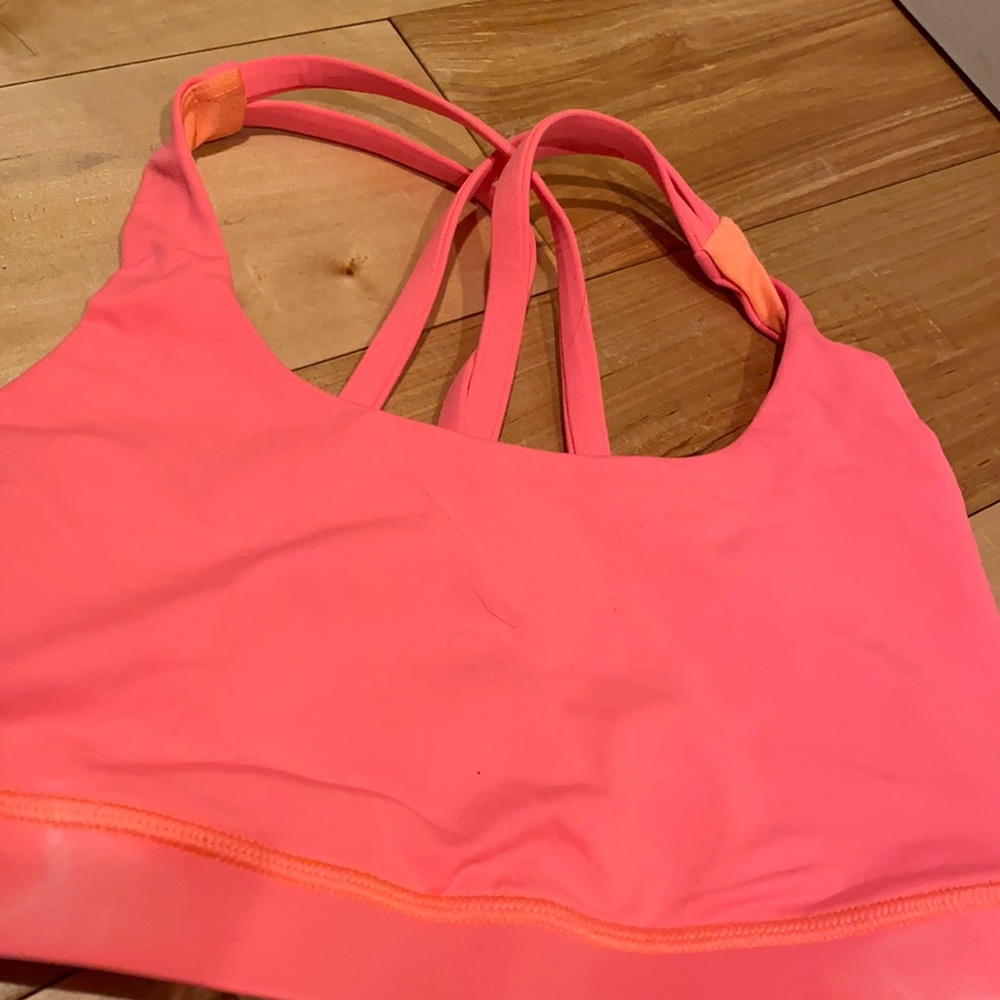 Lululemon sports bra